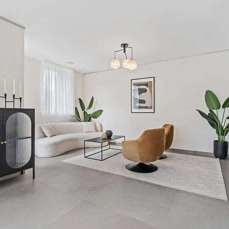 Apartment Luxury 2br, Free Parking, Balcony