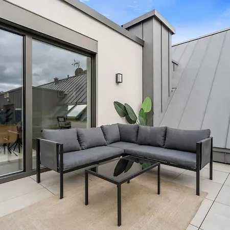 Apartment Luxury 2br, Free Parking, Balcony