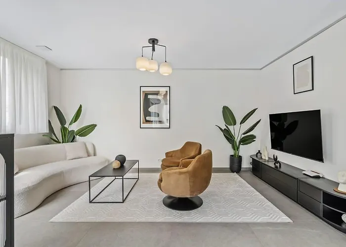 Luxury 2br, Free Parking, Balcony Appartement Luxembourg